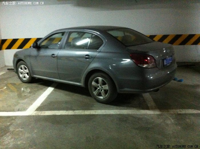 【图】当你在停车场满世界找车位的时候,看到