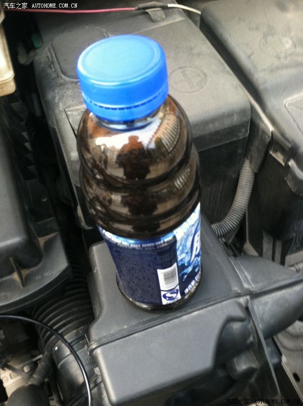 【图】手动抽机油,那个酸啊!_标致307论坛