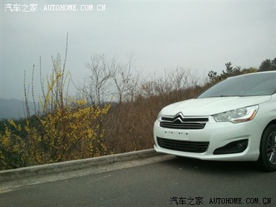 我的雪铁龙c4l冷车过颠簸路怎么有疙瘩疙瘩异