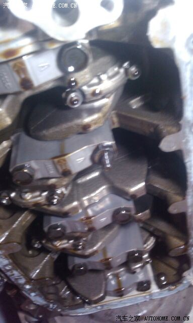 【图】1.5精英发动机漏油加班维修中