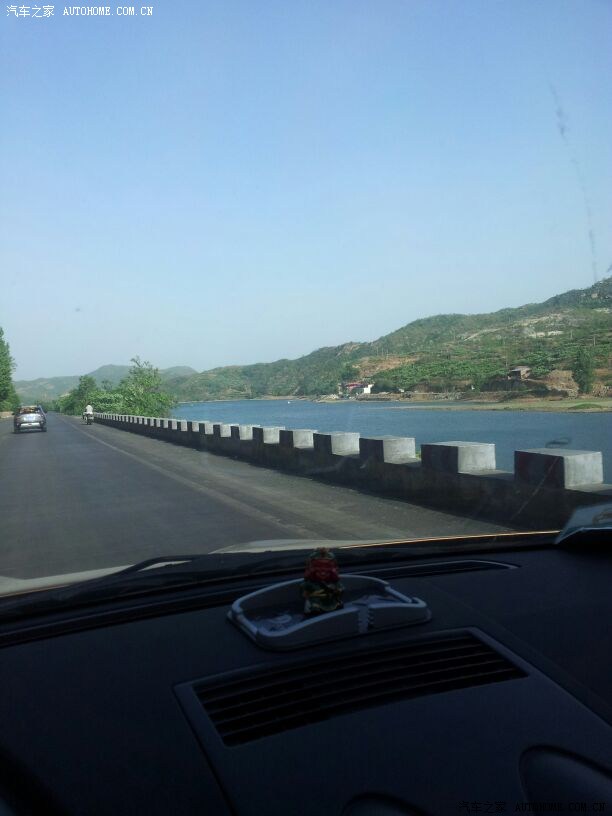 【图】今天国际旅游日,和兄弟们一起捉螃蟹_逍