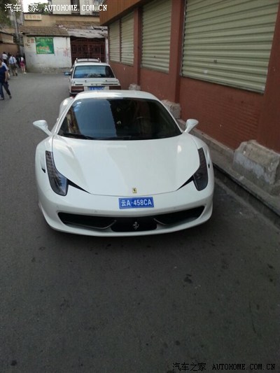 这种车牌能上路呢?