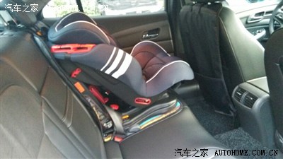 isofix与latch双接口进口儿童安全座椅作业