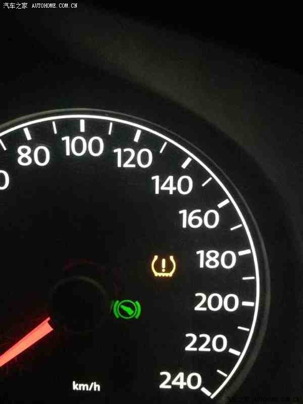 【图】仪表盘黄色感叹号亮了?啥意思?急急