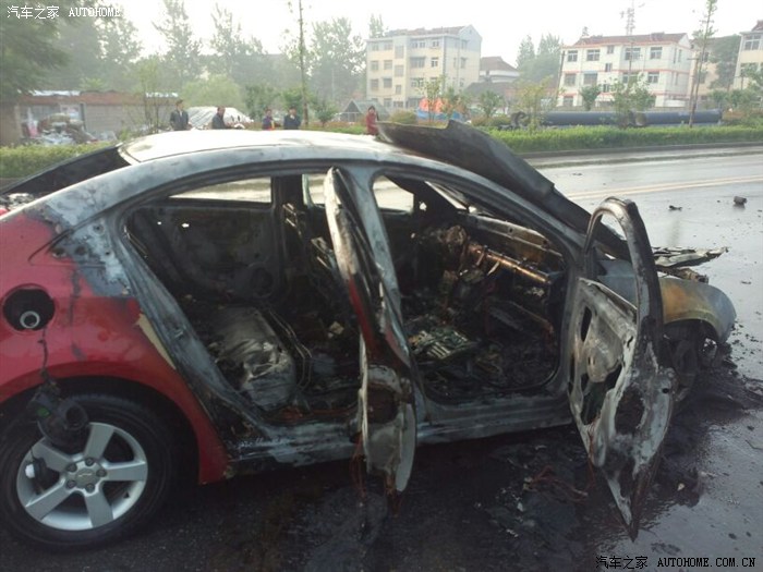 【图】公家车辆自燃了!有人理赔!可是我们消费
