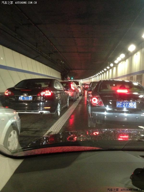 【图】大雨导致大堵车_上海论坛_汽车之家论坛