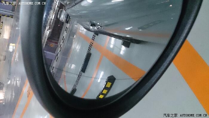 【图】反光镜上的弧形的线是镜子裂了吗?以前