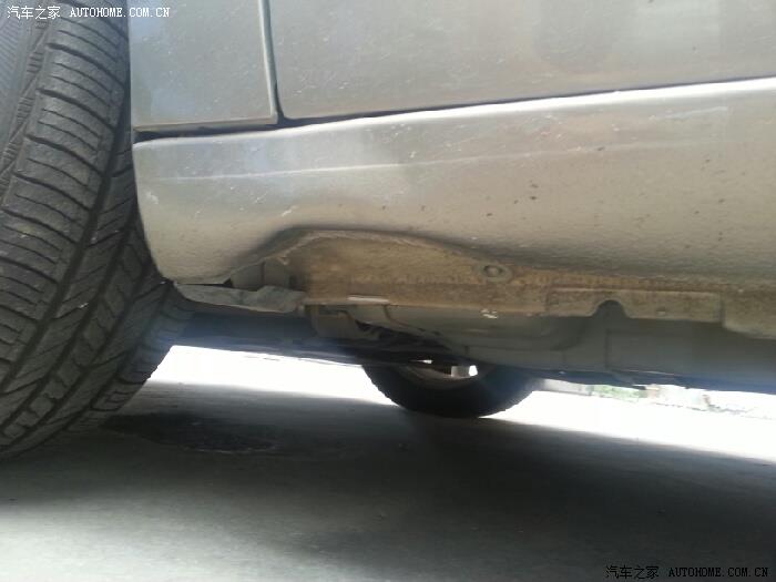 【图】轮胎被扎破,自己换胎千斤顶顶错位置,这