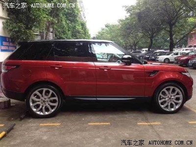 红色路虎揽胜运动