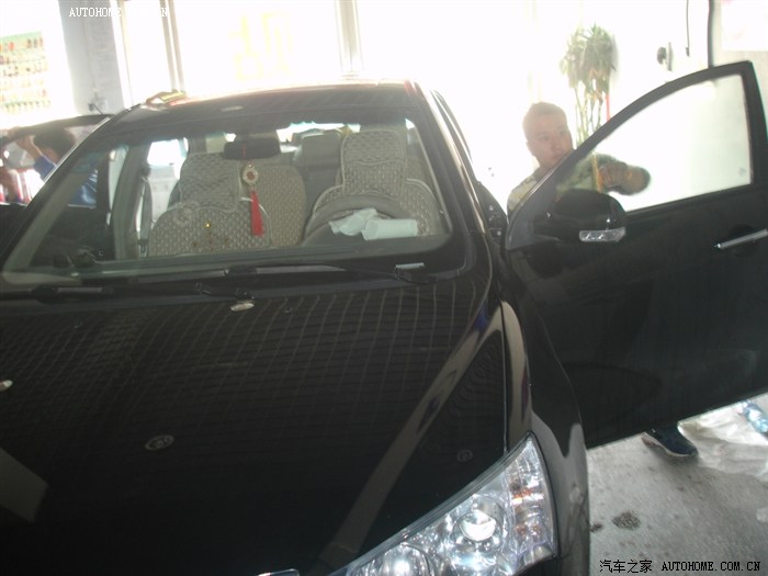 【图】贴膜 +加装油箱盖 窗饰条 防擦条 轮眉 门