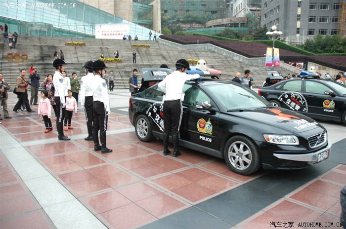 临洮到重庆,最后才见到重庆女交警.