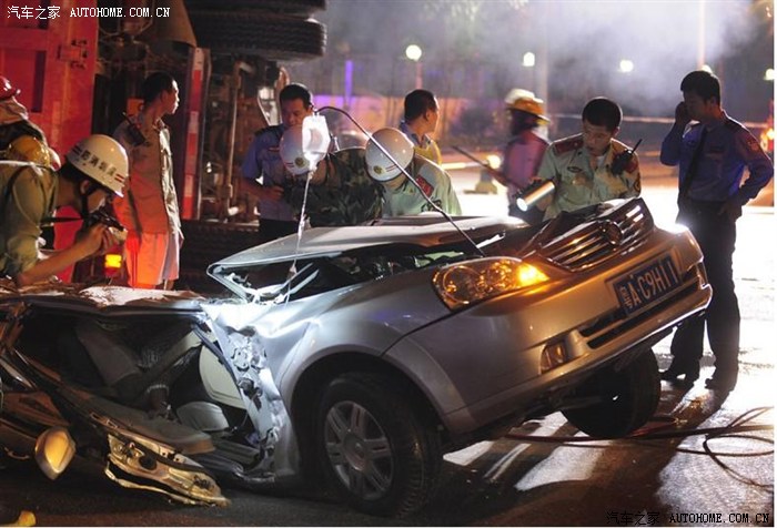 【图】泥头车,还是泥头车,惨烈的交通事故!不要