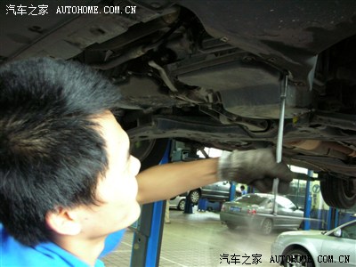 朗逸2.0 上海4S店 5.8WKM换变速箱油 09G爱