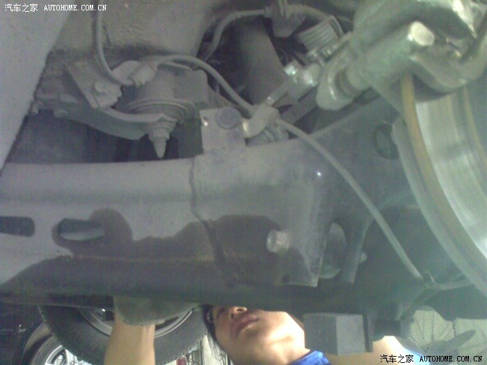 【图】我的马六小杯具了--减震漏油_马自达6论