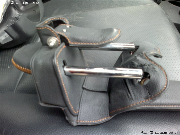 【图】!锁了钜甲锁的狮跑被盗,找回后拍的照片