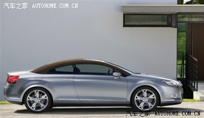 欣赏雪铁龙C5敞篷车