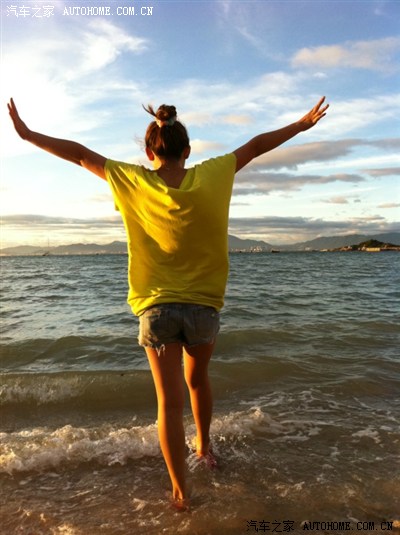 北京小妞三亚*香港!浪漫之旅,超多比基尼照片和