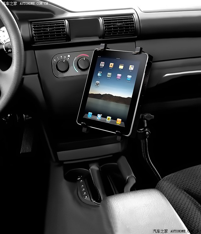 【图】中毒550概念版 计划把IPAD装在中控台