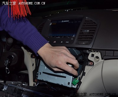 2010新君威安装卡仕达导航-支持的全部音频视