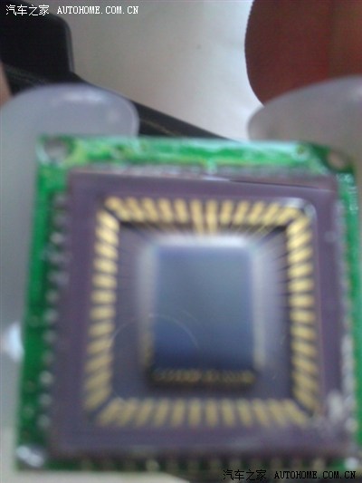 自己动手解决倒车摄像头进水起雾