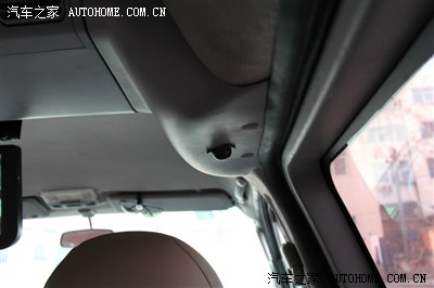 车载硬盘(SD卡)录像机 更新效果图(安装好)