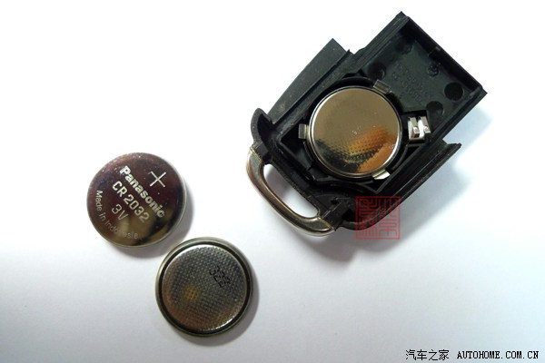 大众polo车钥匙更换电池