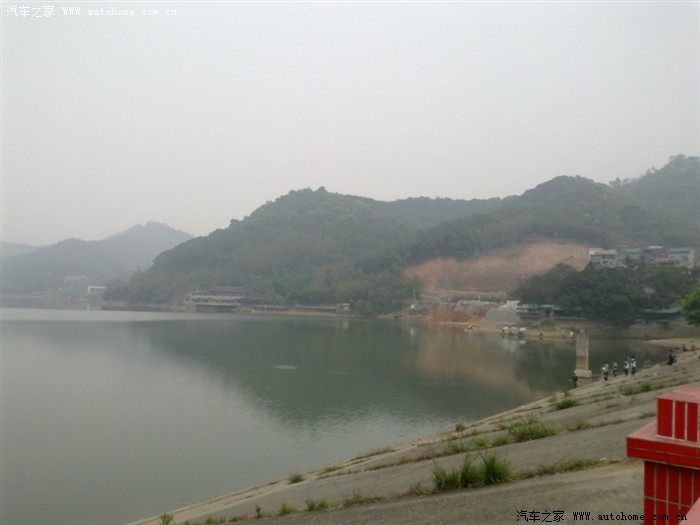 路过渔沙坦水库