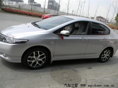 1.5MT手舒换16Y轮毂配195\/50\/R16轮胎完毕+