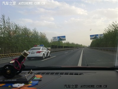 去河北时候拍的科鲁兹警车··180才追上 北京没看到过