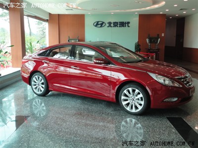 参观北京现代二工厂,红色索八车模!_索纳塔八