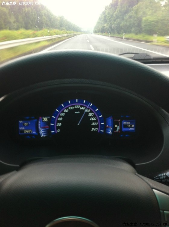 :比亚迪S6,高速上跑速度140迈跟160迈图180迈