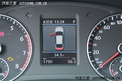 由新帕行车电脑彩屏变黑白引起的.