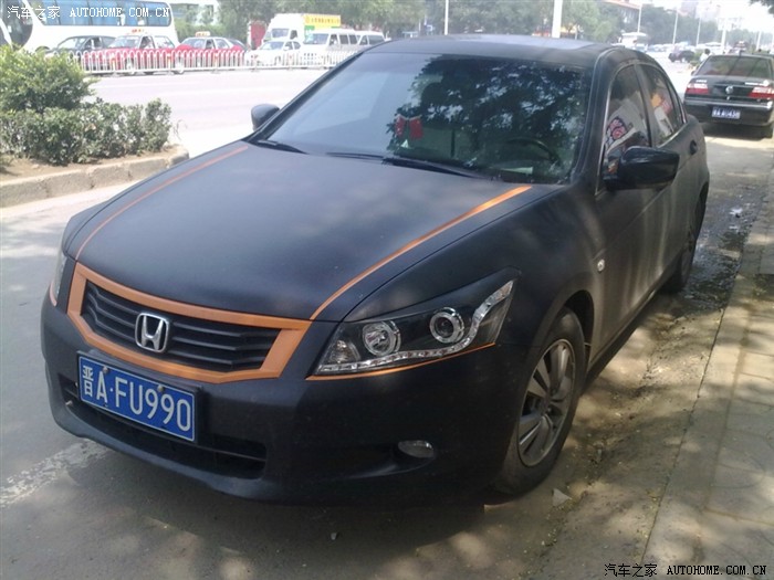 【图】路边的改装雅阁抓拍+停车图