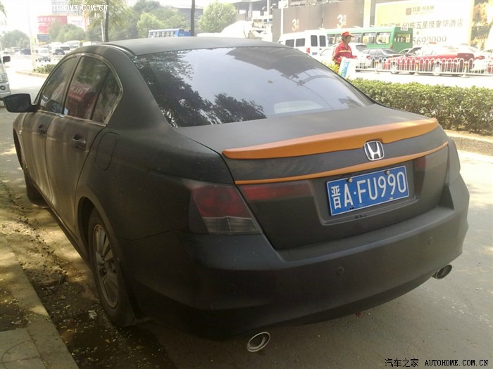 【图】路边的改装雅阁抓拍+停车图_雅阁论坛