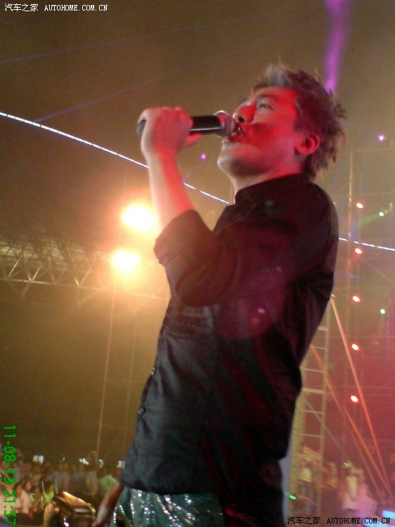 【图】2011年8月13日 张宇演唱会 !(全纪录)