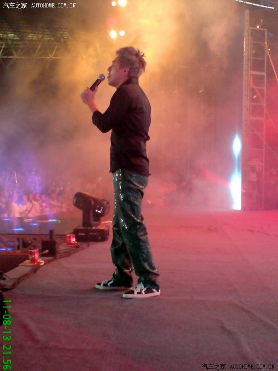 【图】2011年8月13日 张宇演唱会 !(全纪录)