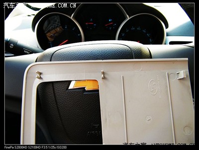 喜上汽车之家首页:行车记录仪及定位仪的安装