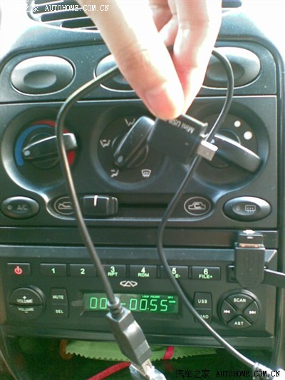 不用拆卸,最简单方法搞定车载收音机USB转接