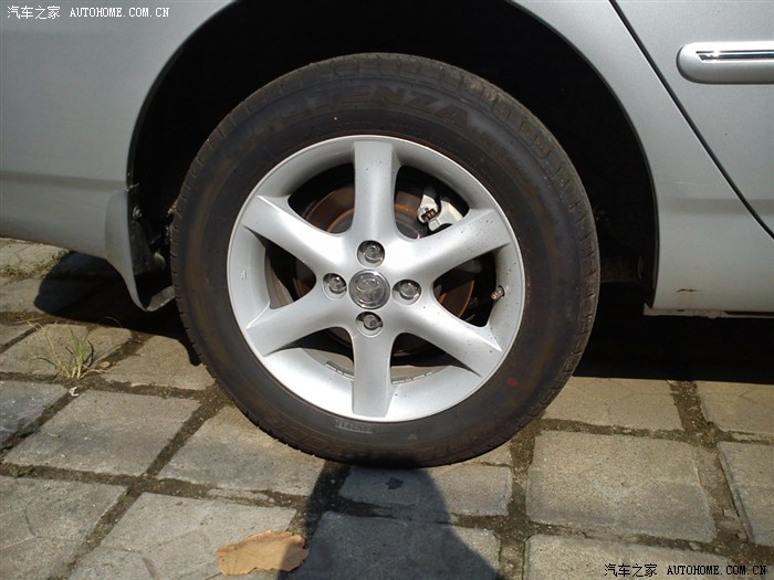 【图】上图了,大伙帮忙看看我轮胎气压是不是