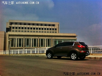 .0ATGLS沙滩金加装创维导航自带CMMB Q5透