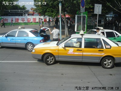 厦门出租车,颜色多多!_福建论坛_手机汽车之家