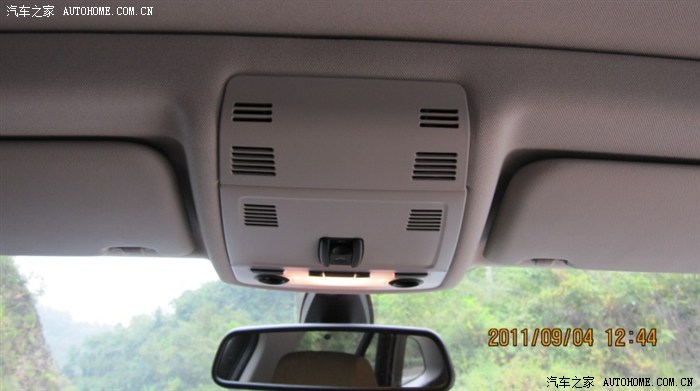 BMW X1 矿石白 最后决定爱上你!(安康)