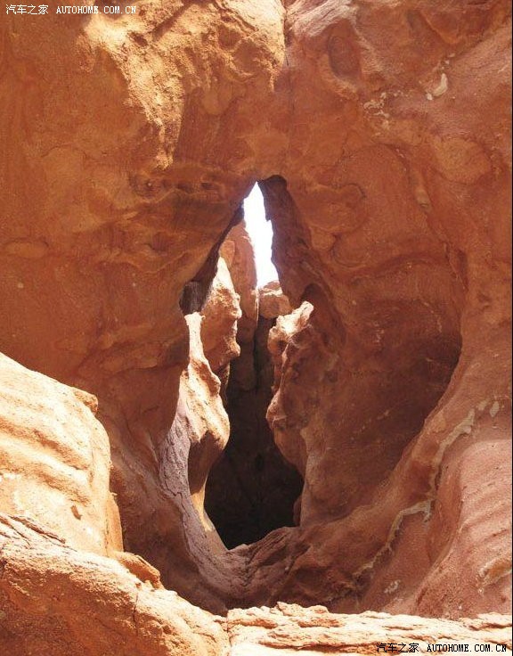 人根峰,母门洞——纵情山水之敖伦布拉格峡谷