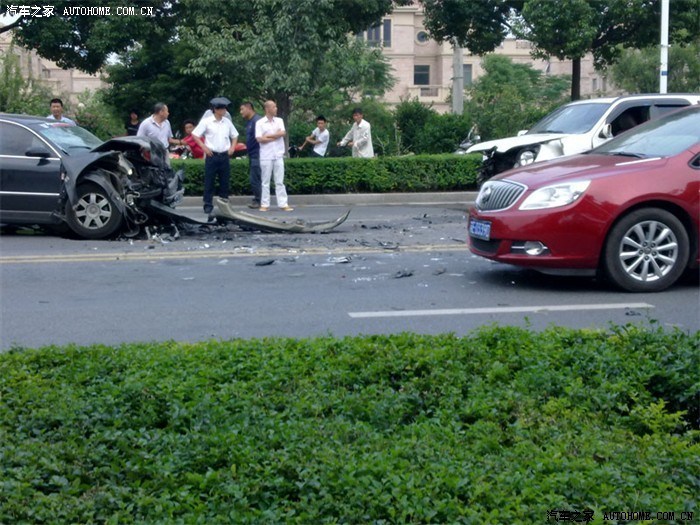 【图】大家看看 日系车和德系车正面相撞的结
