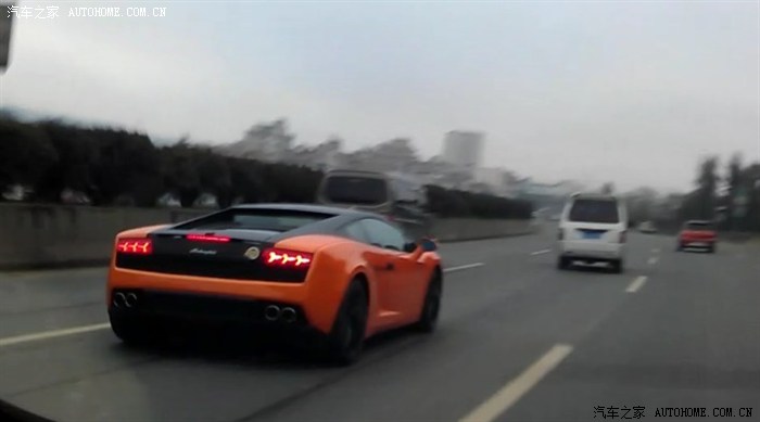 【图】晒晒生日那天在广昆高速偶遇兰博小牛