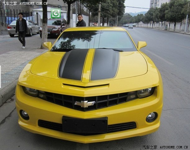 【图】我们这小城市的豪车,科迈罗、宾利、东