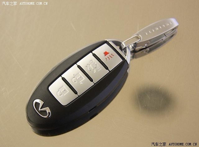 达达的车钥匙跟GTR、英菲尼迪的车钥匙一个样