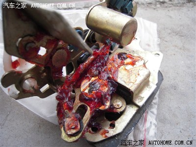 图解修门锁(内外都打不开)