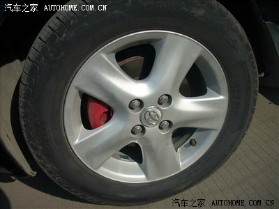 雅力士更换 倍耐力轮胎185\/65R15 88H P5 后效