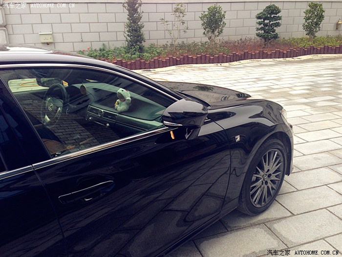 【图】晚上没约到炮 睡不着。 无聊发几张渣图